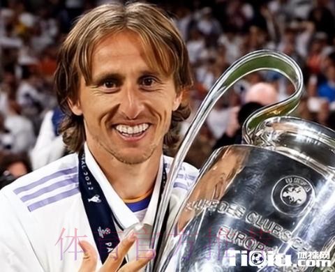 记者：莫德里奇收到沙特方面2年1.1亿欧元的报价